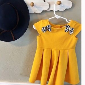 Janie and Jack Yellow Dress w Navy Stripe bows